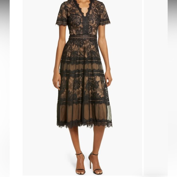 new Tadashi Shoji v neck short sleeve lace mesh cocktail midi dress in black - Picture 2 of 9